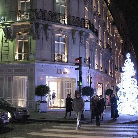 The Studio Champs Elysees *