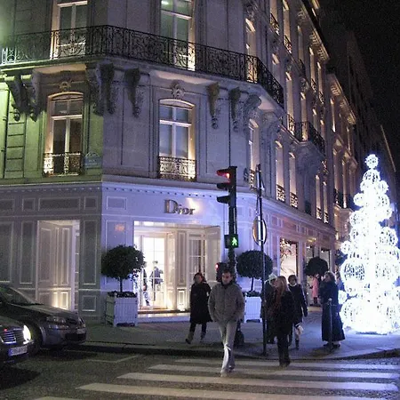 The Studio Champs Elysees *