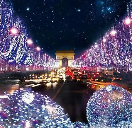 The Studio Champs Elysees * パリ